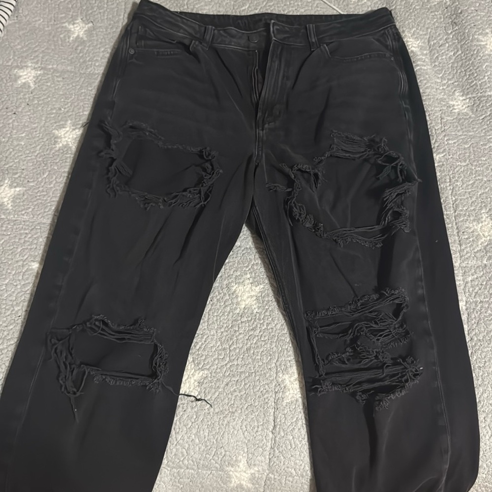 American eagle mom jeans